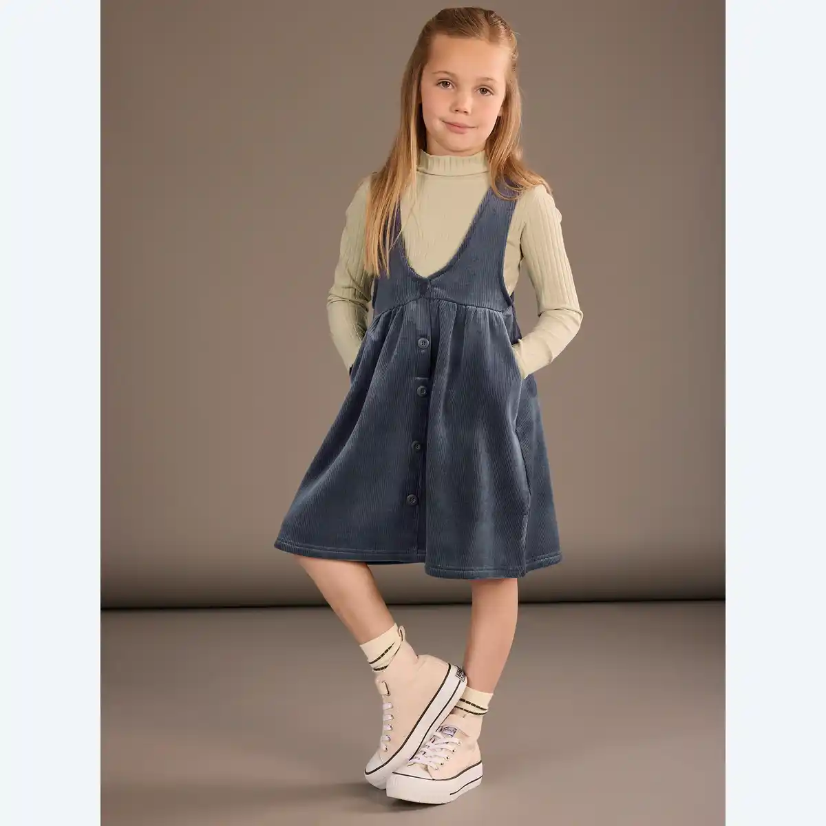Bild 1 von Kinder-Mädchen-Kleid mit Knöpfen