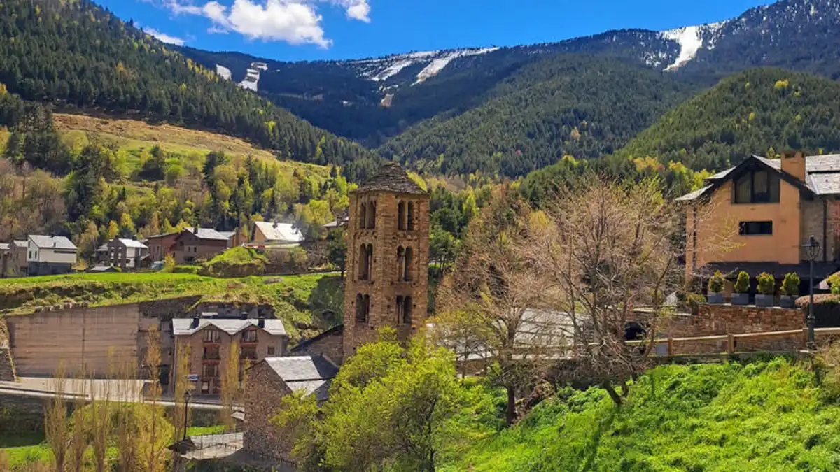 Bild 1 von Rundreisen Andorra - Spanien - Frankreich: Uralte Bergdörfer, stille Pfade und echte Pyrenäen-Magie
