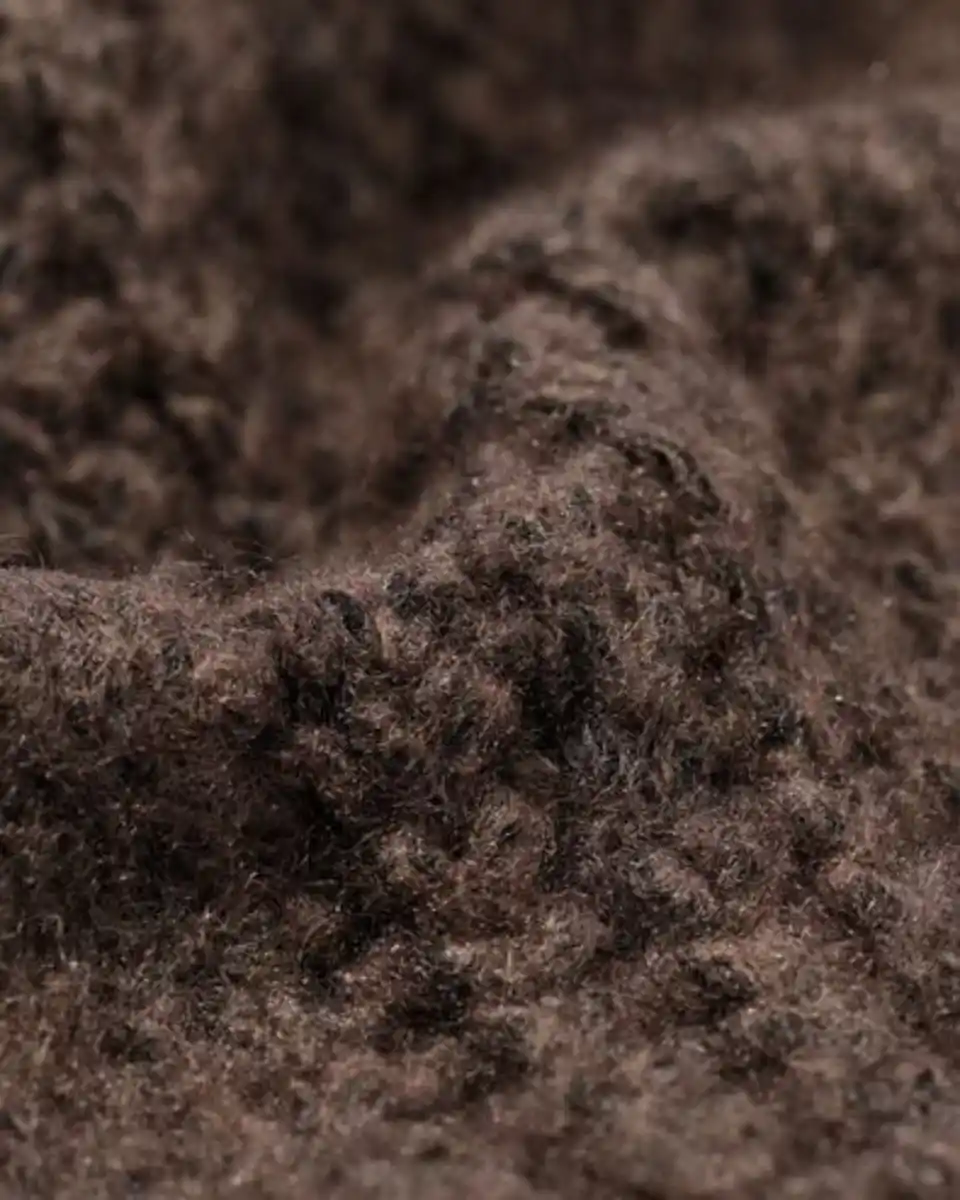 Bild 3 von Damenstrickjacke Foxi, Feinstrick-Zopfmuster braun