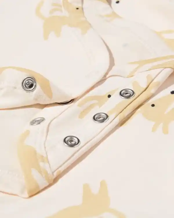 Bild 3 von Mitwachsende Baby-Strampler mit Tieren – 3 Stück naturfarben