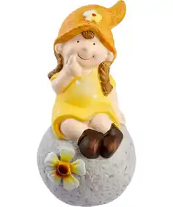 Gartenfigur Kind auf Kugel, gelb