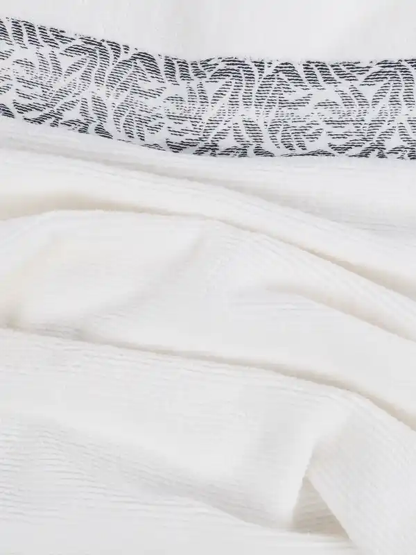 Bild 2 von Duschtuch mit breiter Bordüre 70x140cm Weiß