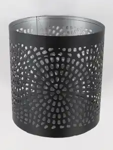 Windlicht aus Metall, 9x9x10cm Schwarz