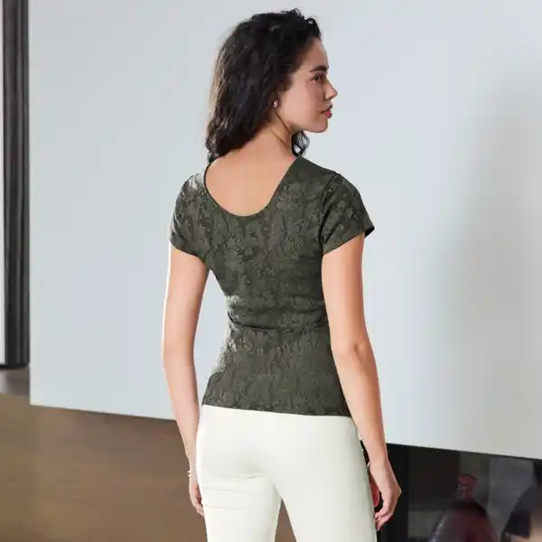 Bild 4 von Damen-T-Shirt mit Rundhalsausschnitt