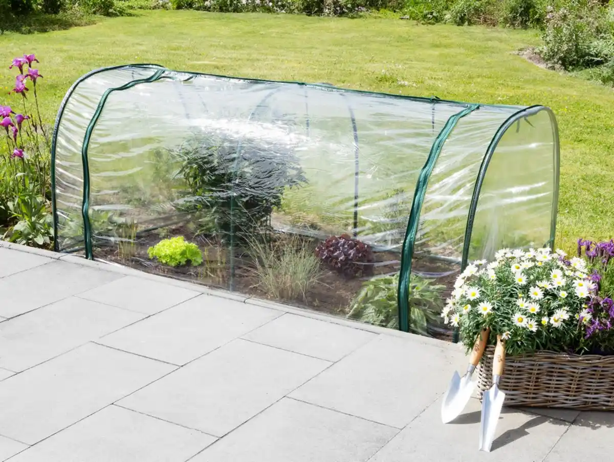 Bild 4 von Tunnelgewächshaus  aus PVC und Stahl ca. 200x100x80 cm