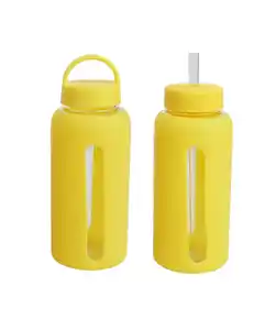 Trinkflasche mit 2 verschiedenen Deckeln, gelb