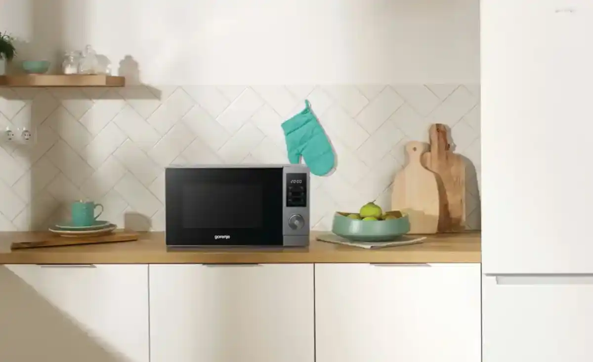 Bild 1 von gorenje Mikrowelle MO20A3T4