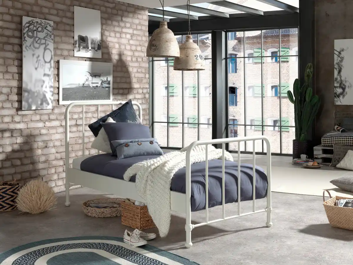 Bild 1 von Kinder-/Juniorbett Bronxx ca. 90x200 cm Weiß Matt, Weiß