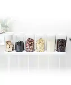 Vorratsdosen mit Tablett, klar