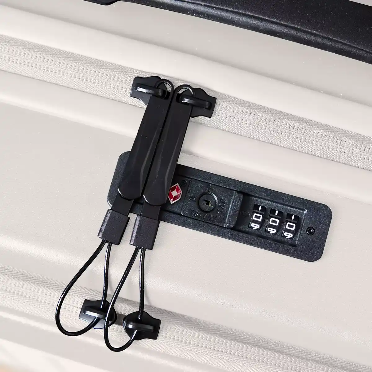 Bild 4 von LIVE IN STYLE Handgepäck-Koffer