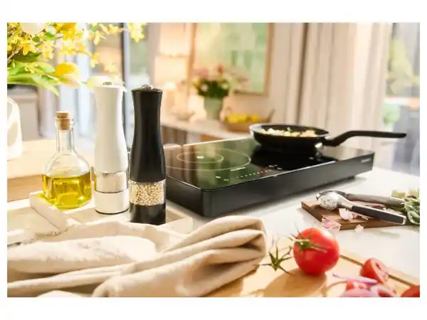 Bild 3 von SILVERCREST® Apfelentkerner und -teiler / Korkenzieher / Eierschneider / Dosenöffner / Knoblauchpresse