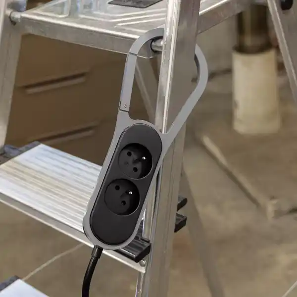 Bild 2 von WORKZONE 2-fach-Steckdose mit Karabiner