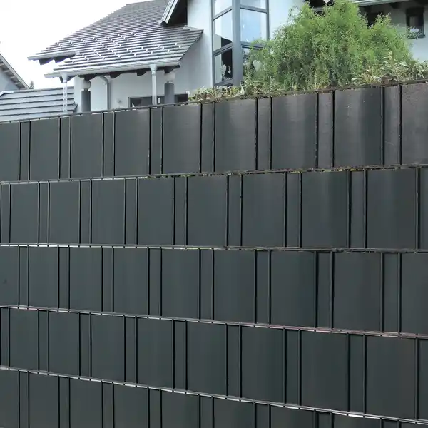 Bild 4 von FLORAWORLD Sichtschutzstreifen, Rolle, HxL: 19 cm x 35 m, 25 x Befestigungsklemmen, PVC-Folie, anthrazit