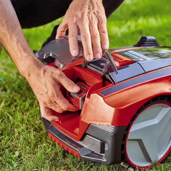 Bild 3 von Einhell Power X-Change Mähroboter Freelexo Cam 350 mit Akku und Ladestation