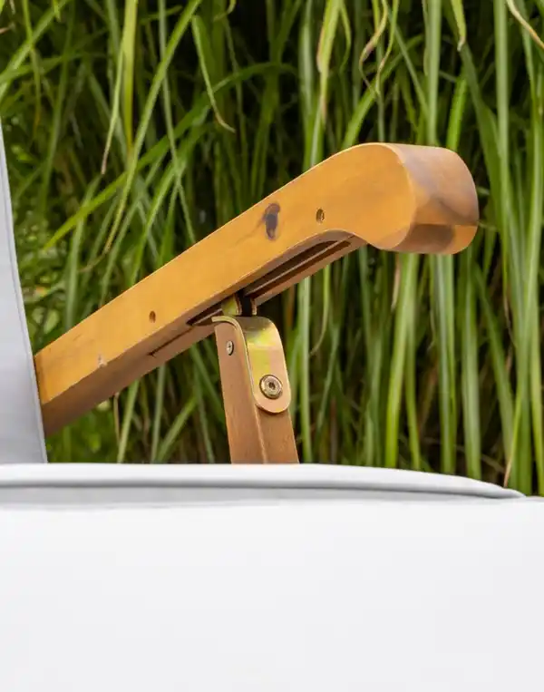 Bild 3 von 2tlg. Ergonomische Sonnenliege aus Akazienholz inkl. Auflage