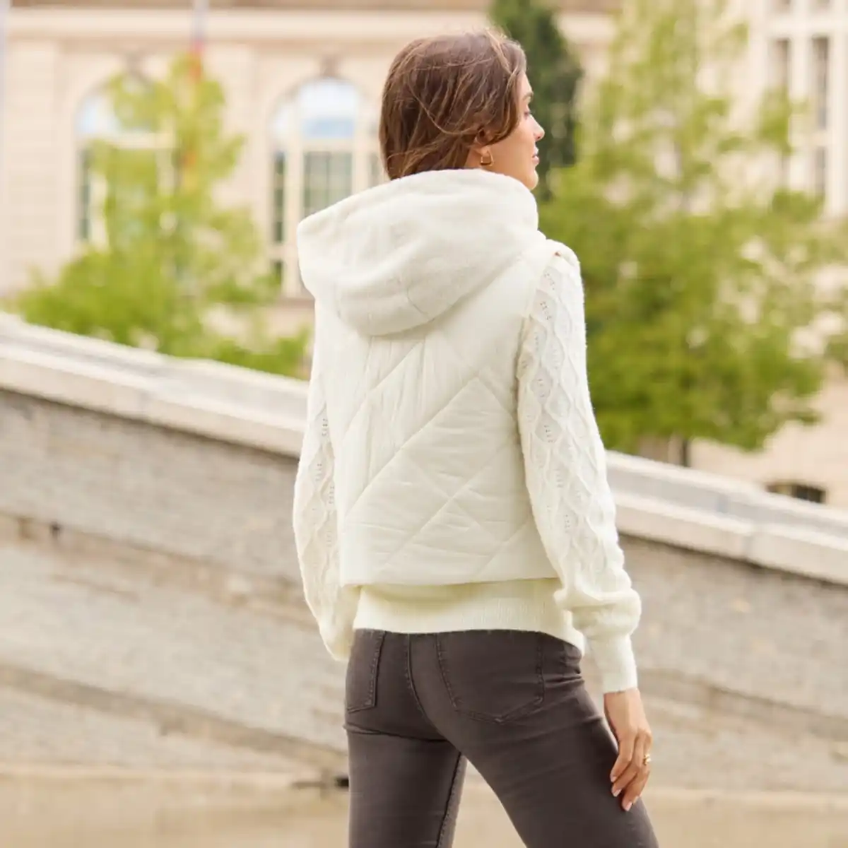 Bild 4 von Damen-Weste mit Kapuze