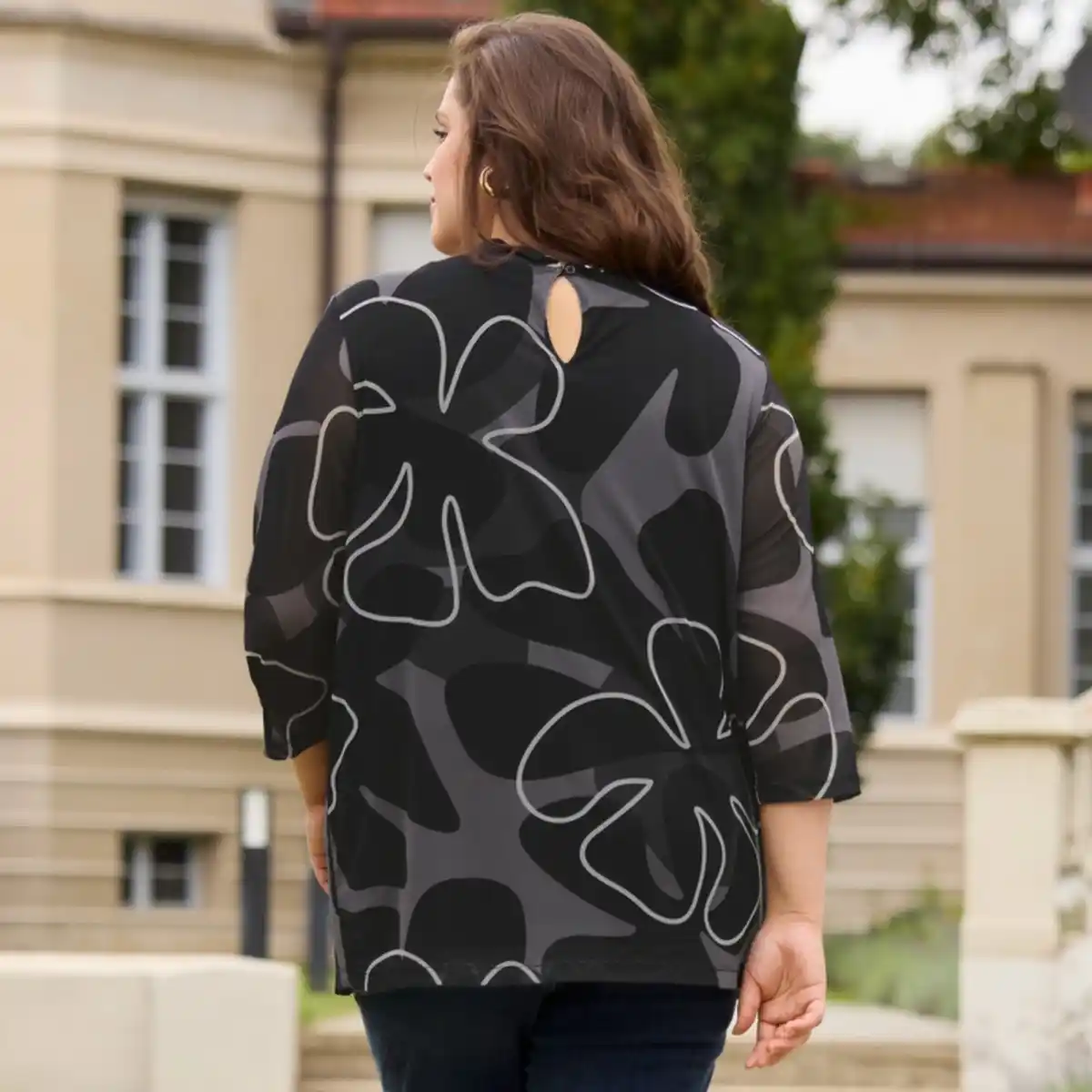 Bild 4 von Damen-Langarmshirt mit Stehkragen, große Größen