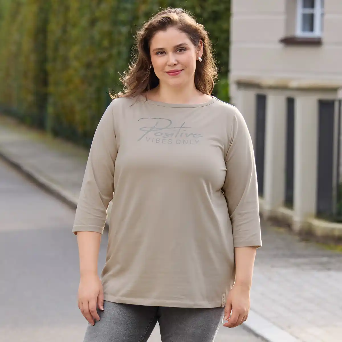 Bild 1 von Damen-Langarmshirt mit U-Bootausschnitt, große Größen
