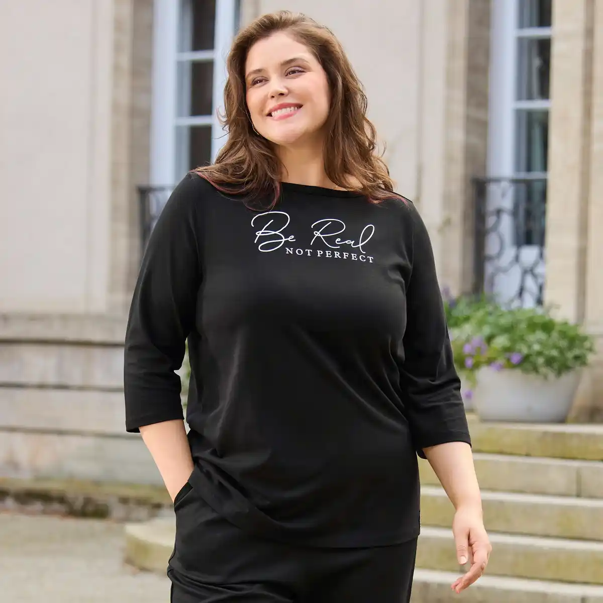 Bild 1 von Damen-Langarmshirt mit U-Bootausschnitt, große Größen