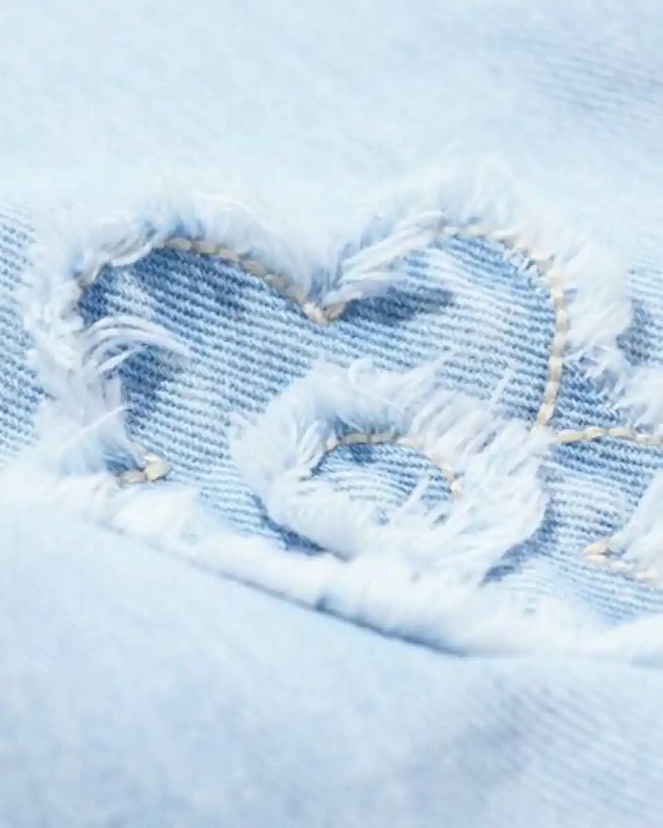 Bild 3 von Kinderhose mit Blumen hellblau