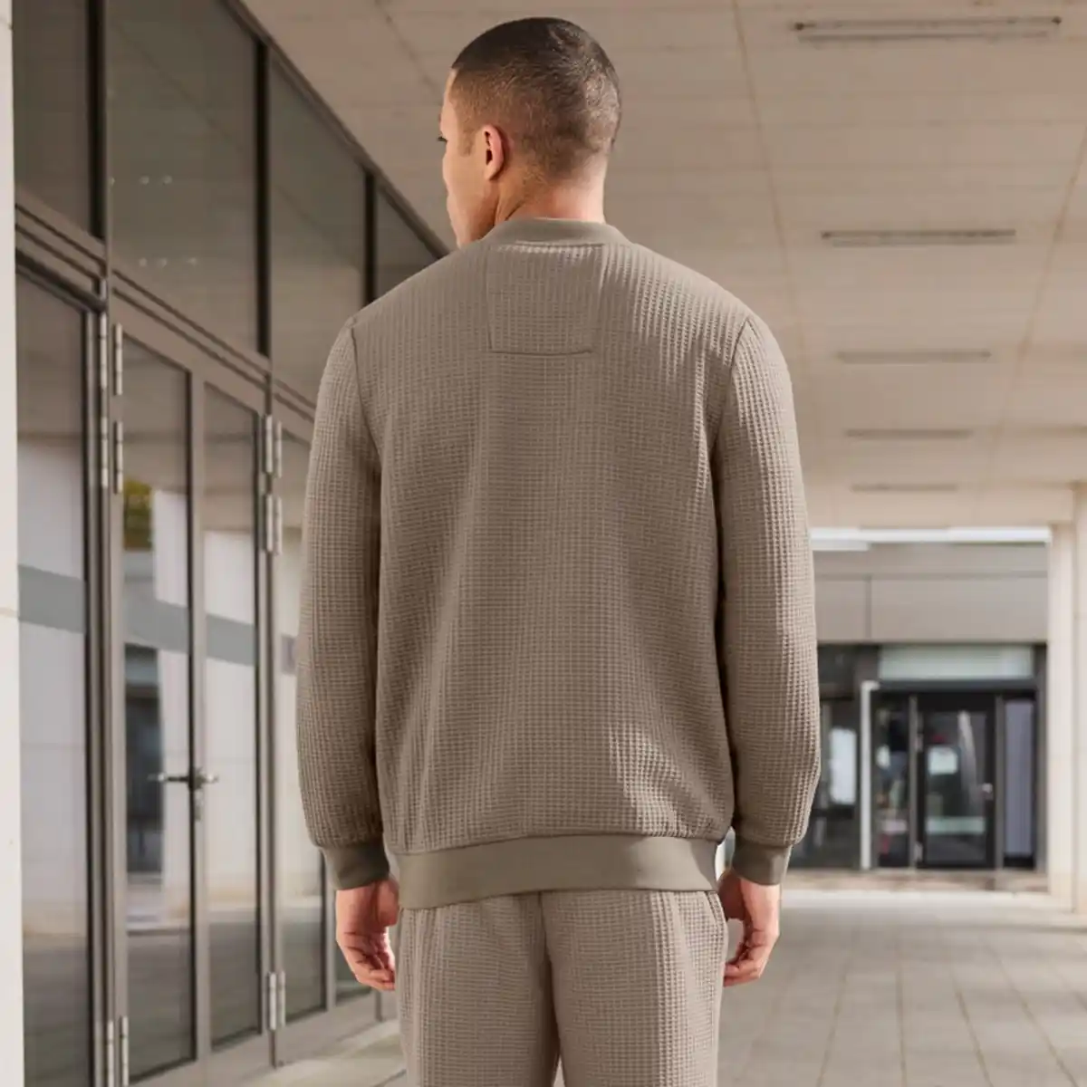 Bild 4 von Herren-Jacke mit Stehkragen