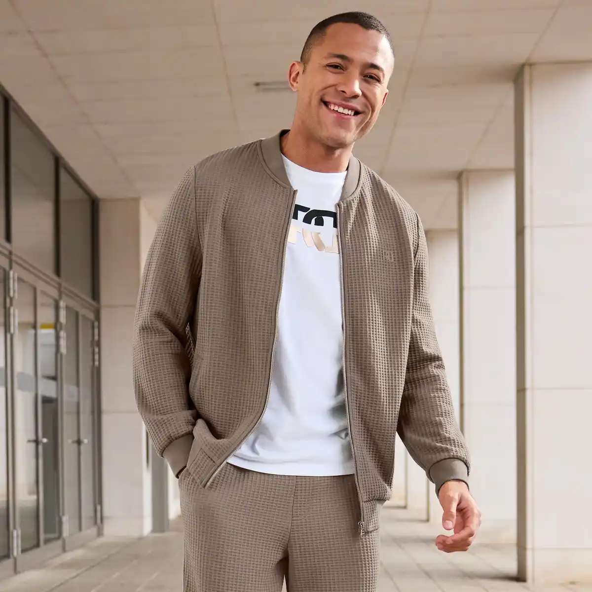 Bild 1 von Herren-Jacke mit Stehkragen