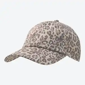 Damen-Kappe mit Leo-Muster