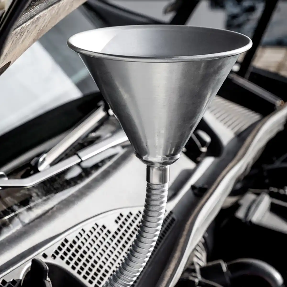 Bild 1 von Diamond Car Metalltrichter