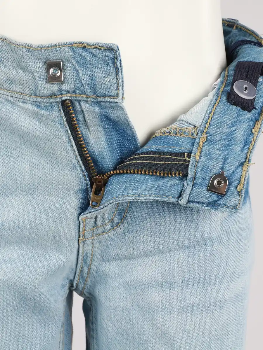 Bild 3 von Jungen Jeans in heller Waschung Blau
