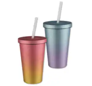 Trinkbecher mit Trinkhalm*