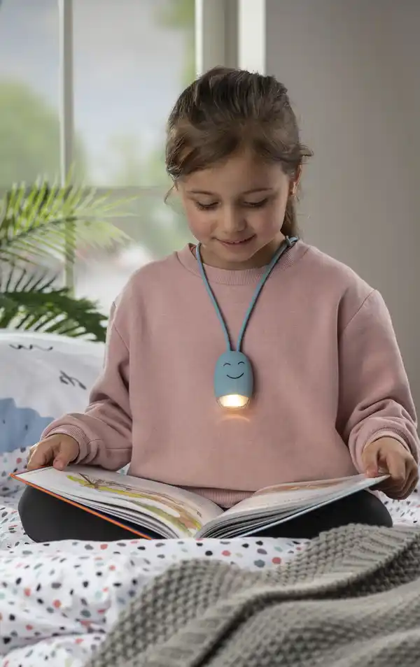 Bild 3 von IDEENWELT LED Akku-Leseleuchte Smiley