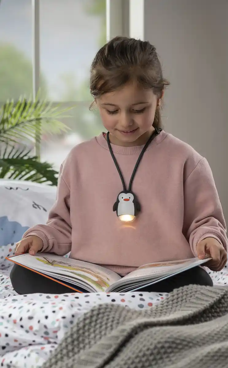 Bild 3 von IDEENWELT LED Akku-Leseleuchte Pinguin