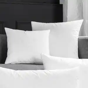 Bella Casa Füllkissen "Daunenfeeling"