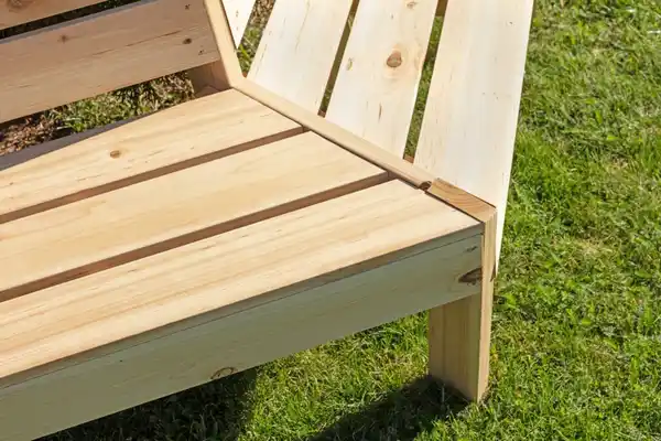 Bild 2 von Baumbank 4-Eckig & 180°, ca. 74 x 167 x 75 cm aus Tannenholz