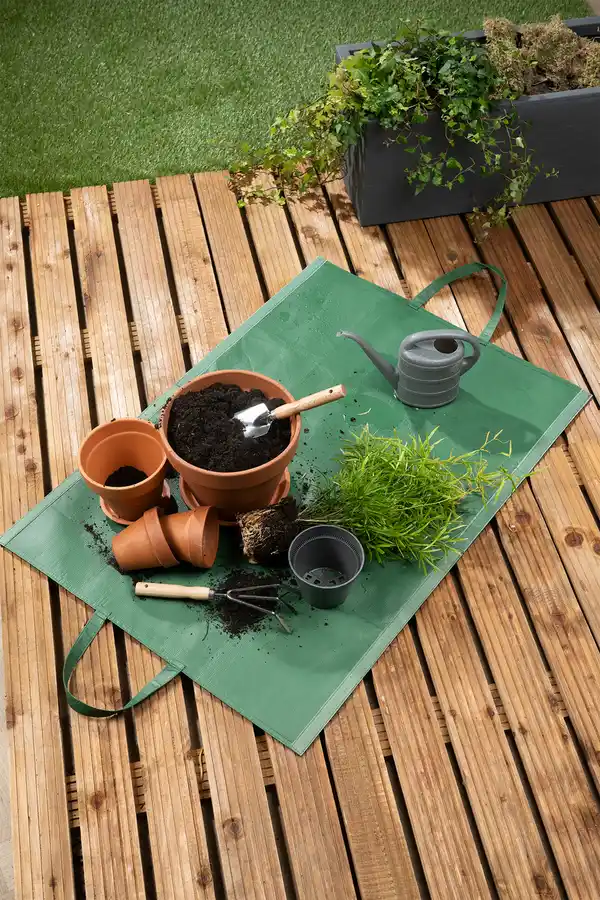 Bild 3 von IDEENWELT 2-in-1 Gartenabfalltasche