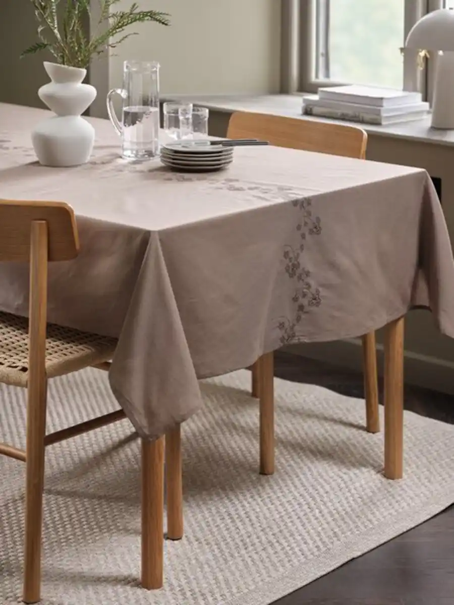 Bild 1 von Tischdecke GULSIPPA 140x240 sand dunkel