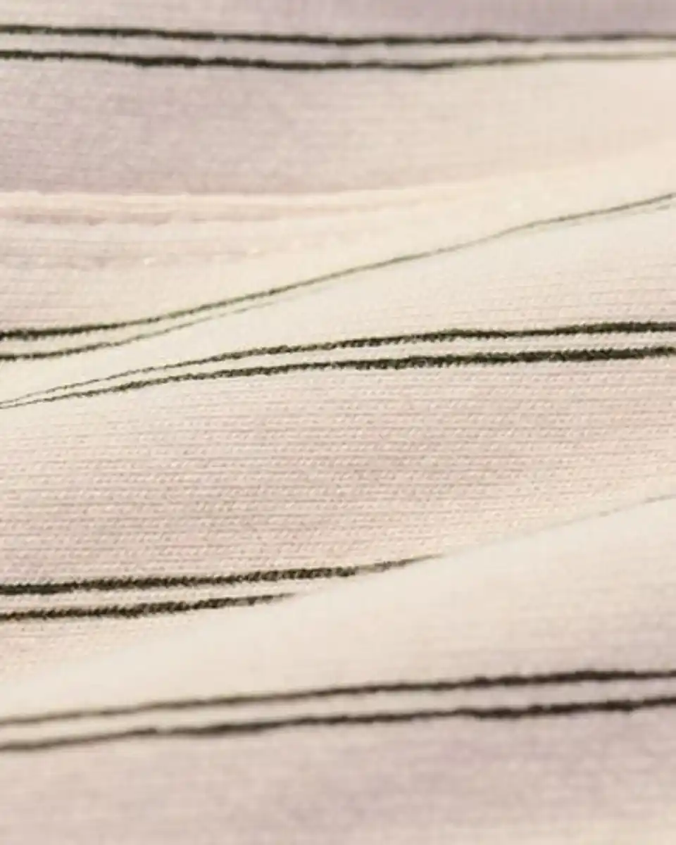 Bild 4 von Newborn mitwachsender Strampler, gestreift ecru