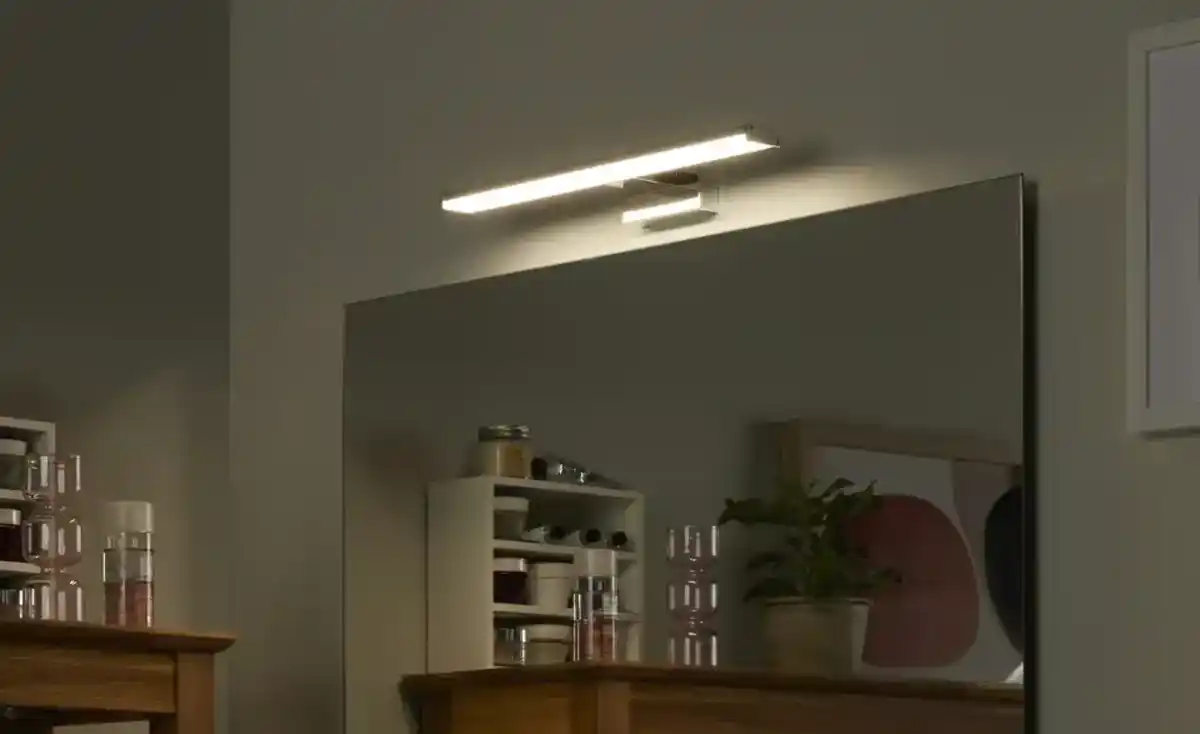 Bild 1 von Paul Neuhaus LED-Bad-Wandleuchte, chrom ´klein´