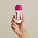 Bild 4 von Dove Antitranspirant Deo Roll-on Advanced Care Winter Berry Swirl, 50 ml