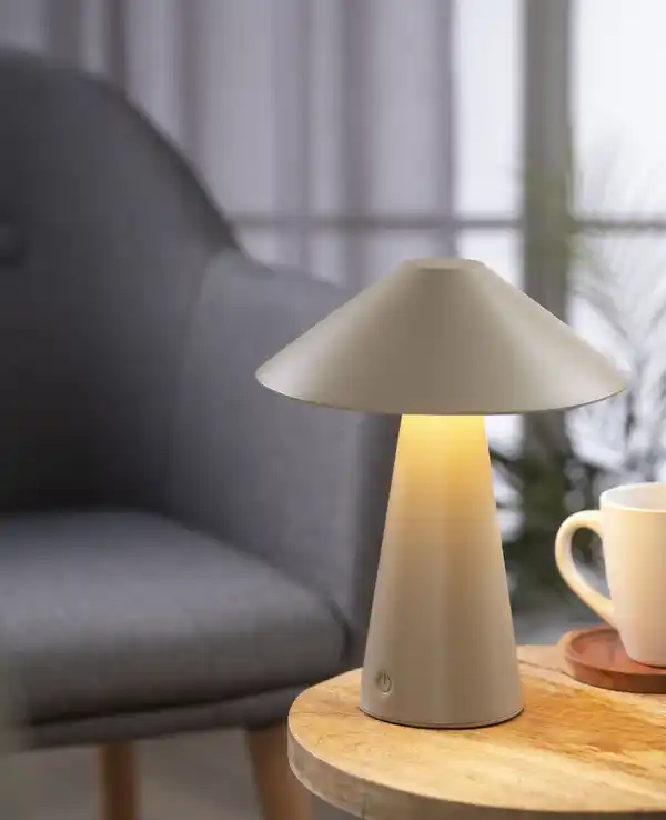 Bild 4 von IDEENWELT Akku-Tischleuchte