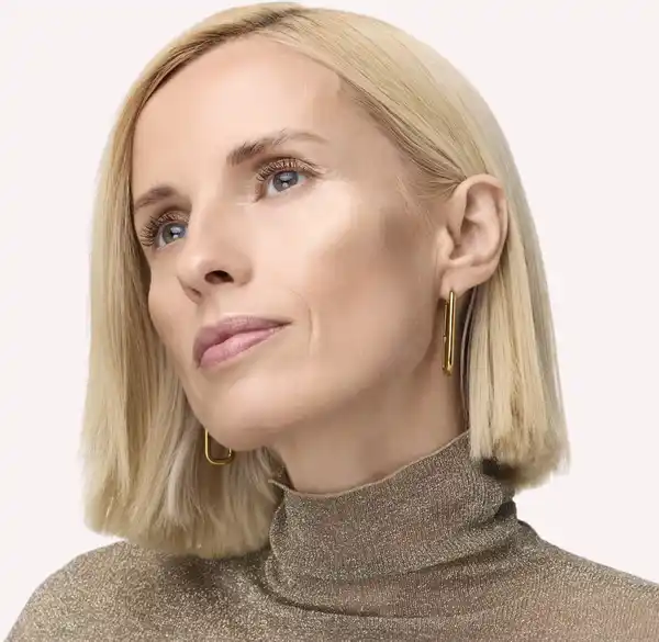 Bild 3 von Catrice More Than Glow Liquid Highlighter 010 Pearl Glaze, 10,5 ml