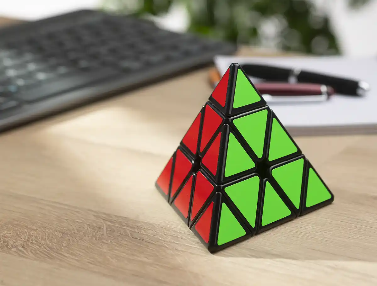 Bild 4 von IDEENWELT Zauberwürfel Pyramide