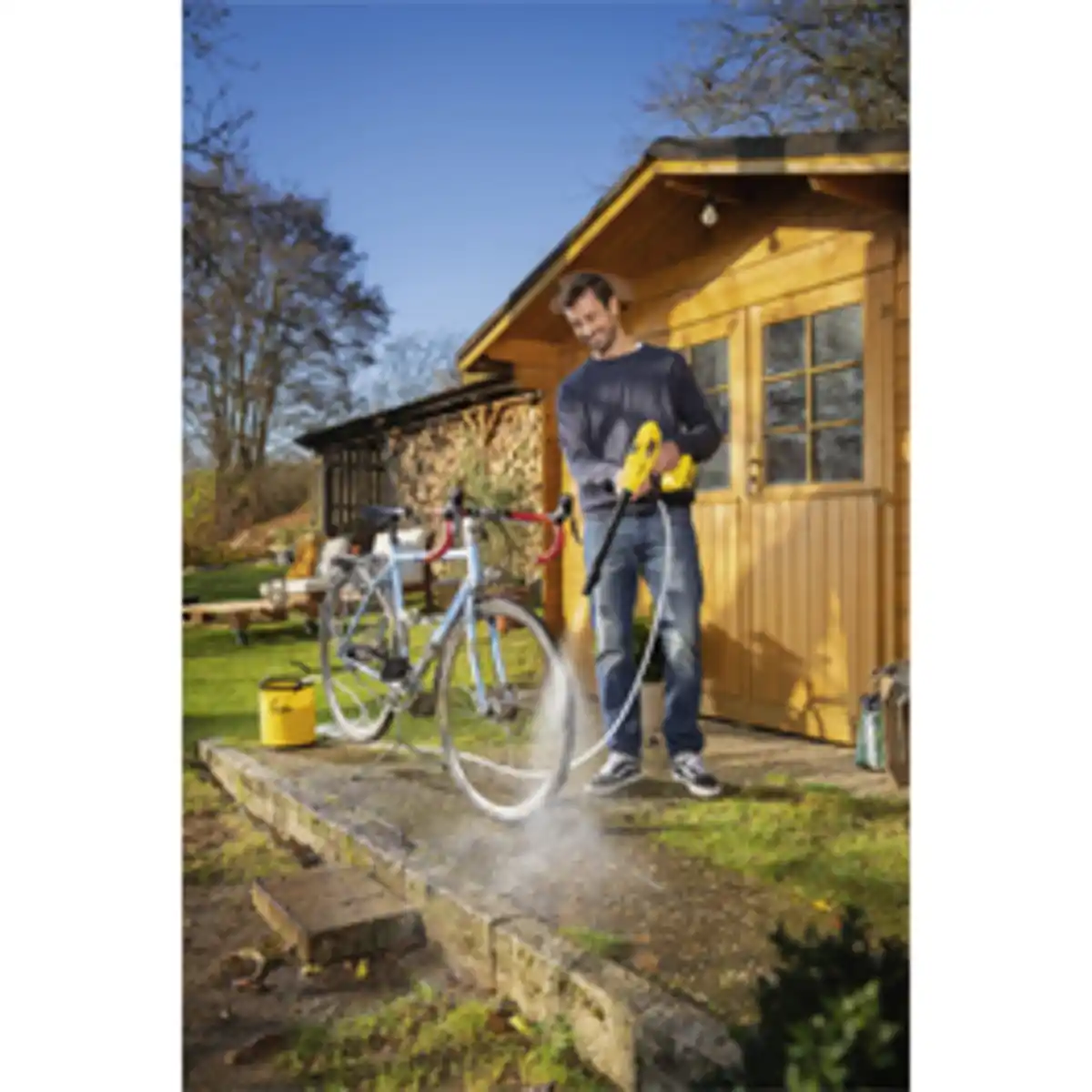 Bild 3 von KÄRCHER Akku-Mitteldruckreiniger KHB 4-18 Battery Set, max. 21 bar, max. 170 l/h, inkl. Akku und Ladegerät