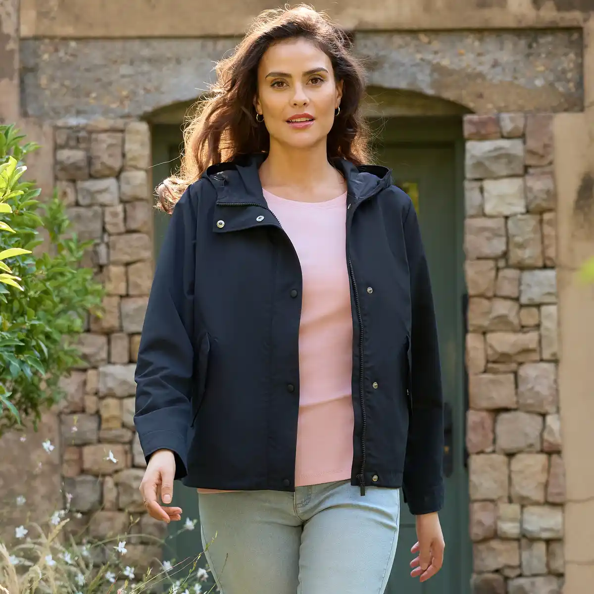 Bild 1 von Damen-Windbreaker mit BIONIC-FINISH® ECO