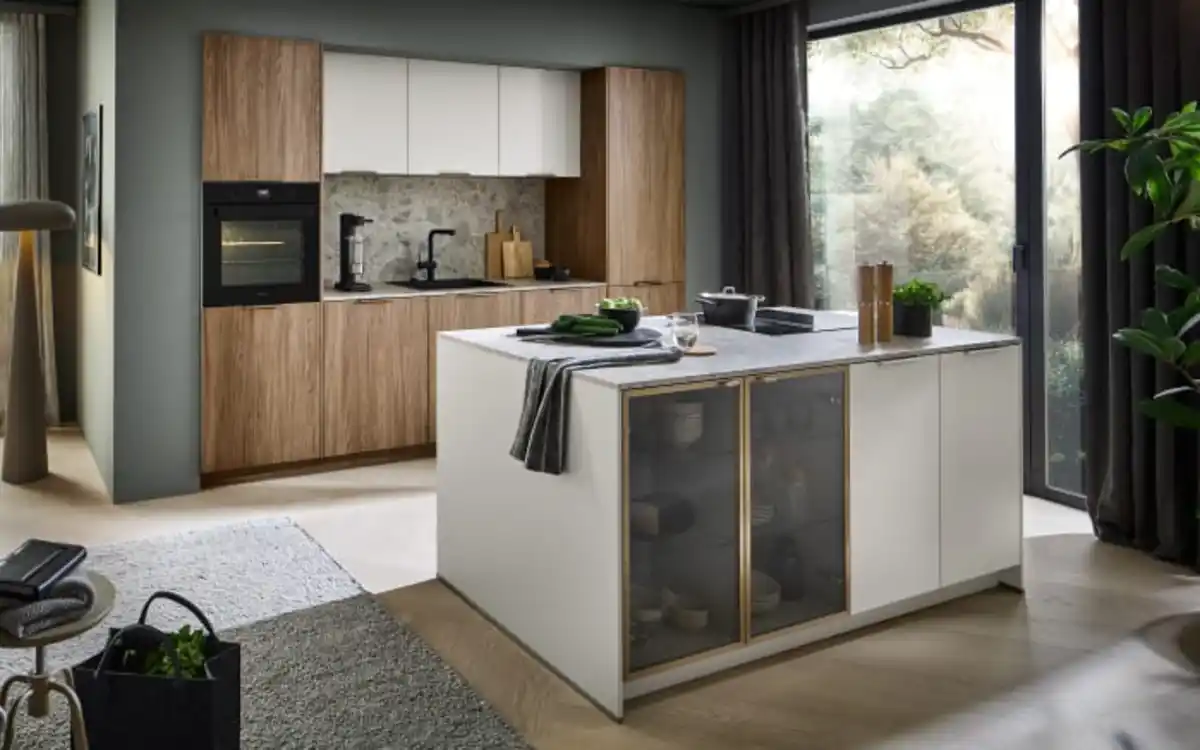 Bild 1 von Einbauküche Toronto/Perfect Soft, Ulme/Mocca, inkl. AEG Elektrogeräte