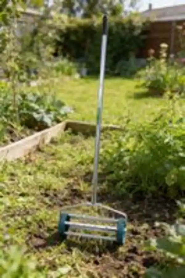 Bild 2 von Handvertikutierer