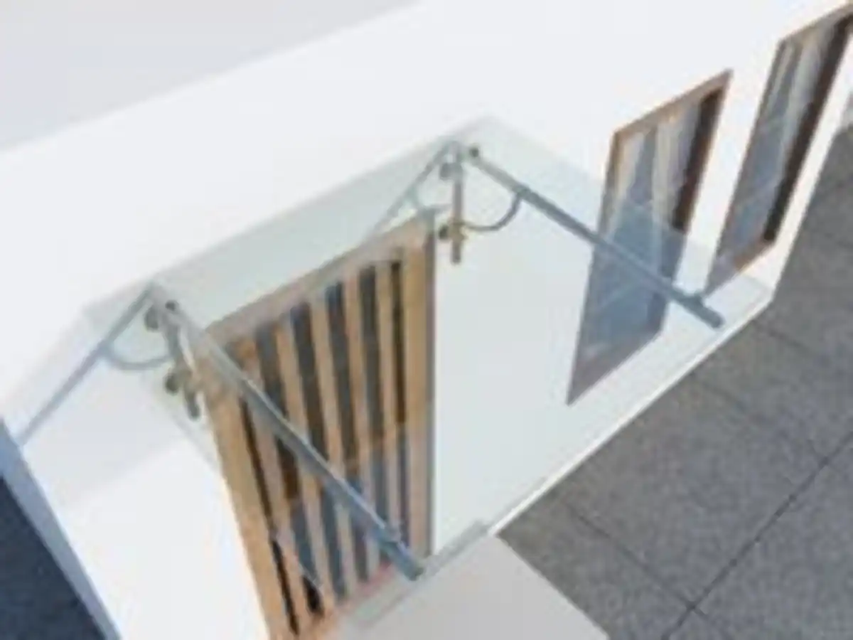 Bild 4 von Edelstahlvordach Elene, Edelstahl und gehärtetem Glas ca. 140 x 90 cm