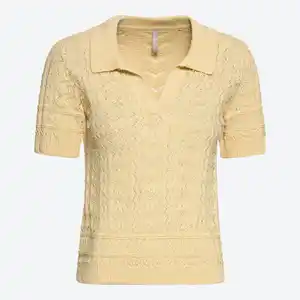 Damen-Pullover im Ajour-Design