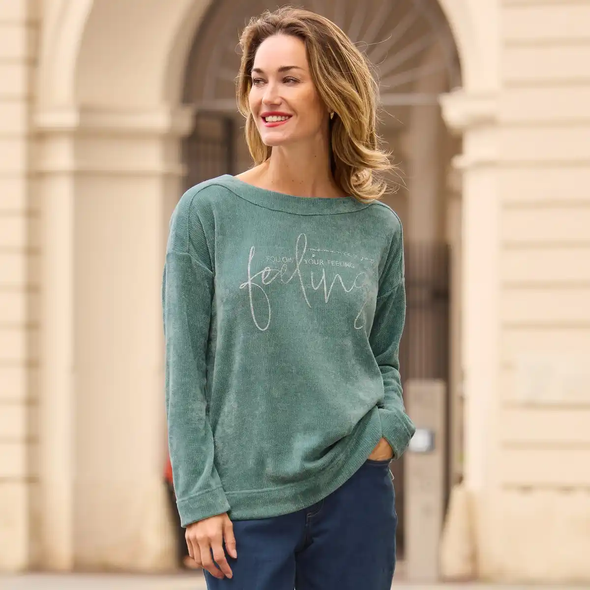 Bild 1 von Damen-Chenille-Pullover mit U-Boot Ausschnitt