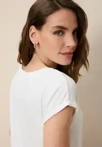 Tamaris T-Shirt Regular Fit, mit überlappenden Schultern, Kurzarm mit Aufschlag